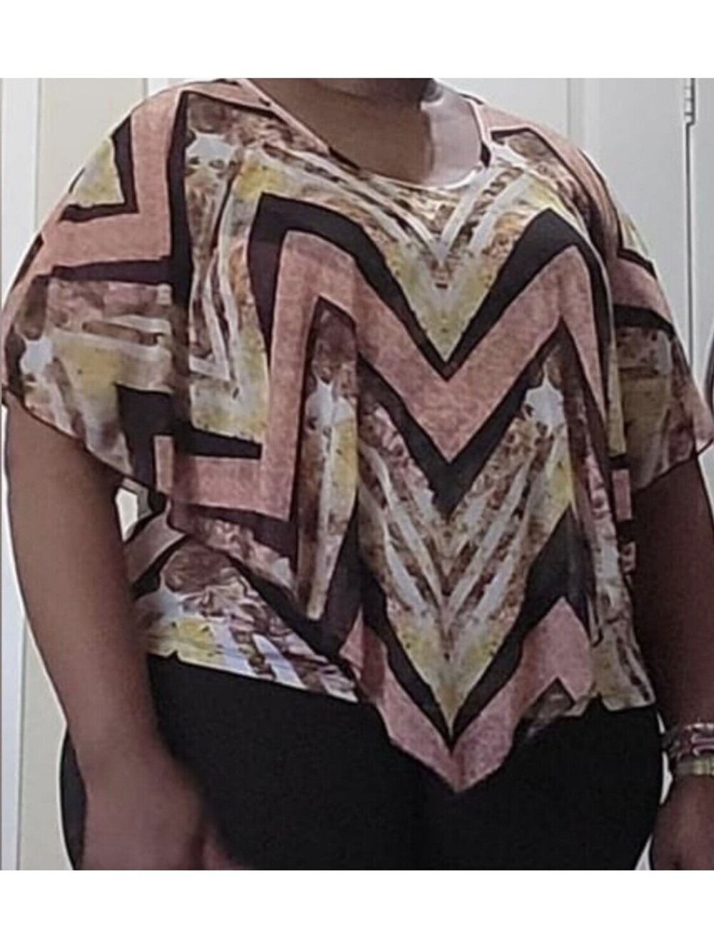 Liz McCoy chevron print top with flutter sleeves